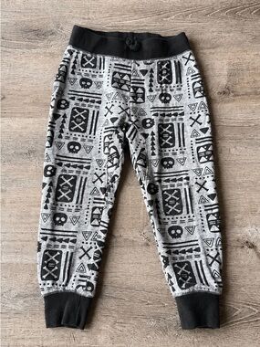 Koala Kik Baby Jogger Pants 18M Gray Black Skull Tribal Print Sweatpants